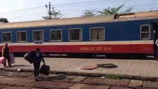 Vietnam - Overnight Sleeper Train LIVE!