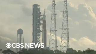 Last-minute delay as NASA gears up for launch of Artemis 1 moon mission