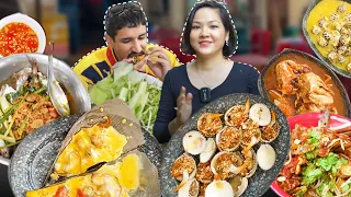 Da Nang Street Food Delights in Small Alleys