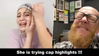 She is trying cap highlights at home !!! Hairdresser reacts to hair fails #hair #beauty
