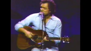 Harry Chapin - "You Are the Only Song" and "Circle", Final Concert 1981