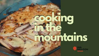 QUICK & Tasty Pan Pizza Recipe: Cooking In The Mountains - Red Balloon Media