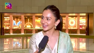 Actors Rakul Preet & Jackky Bhagnani visits New Parliament Building | 27 April, 2024