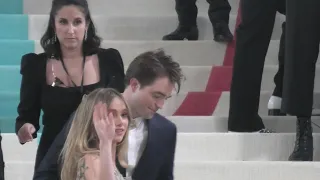 Suki Waterhouse and Robert Pattinson at Met Gala 2023