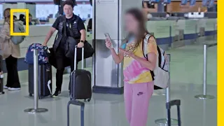 Pasażerka straciła swój bagaż i wpadła w szał! | Sydney: lotnisko pod kontrolą