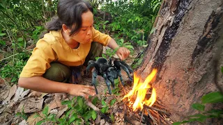 Survival Girl Camping Living Alone Can Build The Most Wood Tree House with Kitchen by Ancient Skills