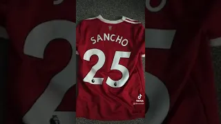 Brand new Manchester United shirt 25 sancho .