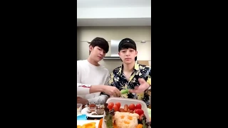 ก็อต บาส (God Bas) Live on VOOV | 2 MOONS THE SERIES (20170823)