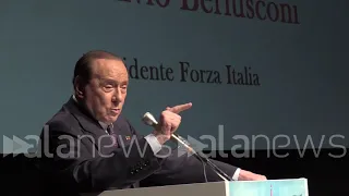 Berlusconi: "Il fascismo lo abbiamo costituzionalizzato noi"