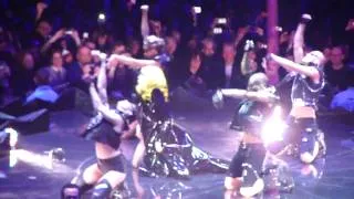 HD Lady Gaga - Telephone LIVE @ The Monster Ball London O2 Arena, 26.2.10