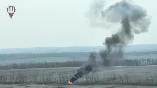 Можна вічно дивитися на три речі: як горить вогонь, як тече вода і як палає рашиський  танк