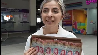 Millonario le cambia la vida a madre soltera por su buen gesto ❤️ Su reacción vale oro