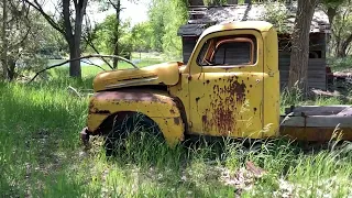 360TV: forties Ford flatbed farm truck