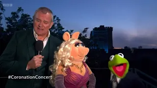 Kermit the Frog and Miss Piggy at The Coronation Concert 2023