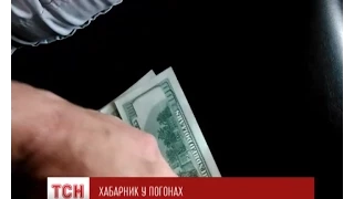 У Полтаві на хабарі спіймали заступника керівника слідчого відділу УМВС