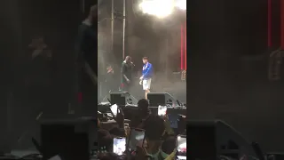 YG invites a Fan on stage| YG asks Fan to scream "Fuck Donald trump" YG kicks fan off stage