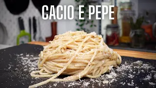 CACIO E PEPE -- SPAGHETTI AU FROMAGE ET AU POIVRE