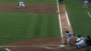 2004 ALCS Gm7: Bellhorn's late homer pads Sox lead
