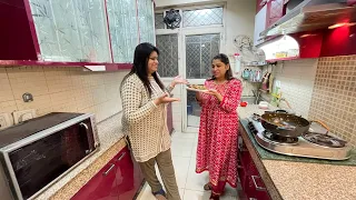Celebration 🎉 New Kitchen मैं First Time नंद भाभी ने बनाया Chilly Paneer 🫕|| Indian Mom Studio