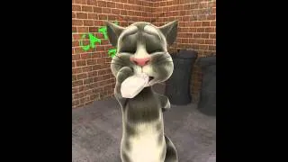 Talking Tom singing the gummy bear song