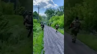 The Kadyrovtsy engaged in combat with Ukrainian bushes. #shorts
