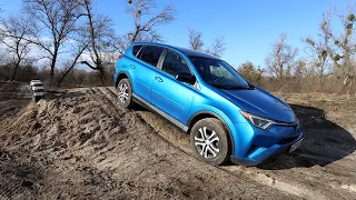 Обзор Toyota Rav4 2017: Так ли хорош на самом деле? / Комплектации Toyota Rav4 xle se le Limited