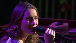 Caroline Jones - Down The Road Duet with Mac McAnally