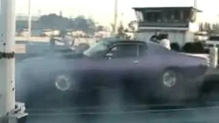 Acelerando dodge charger rt 1979