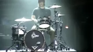 Linkin Park ft. Street Drum Corps - Sweet Child O' Mine/Bleed It Out (Live)