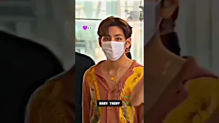 Kim Taehyung Eye Contact 😍 WhatsApp Status || Hindi Song