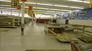 KMArt March 1990 Tape playing in closing KMart
