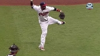 MIN@CLE: Santana throws out Dozier on bunt attempt