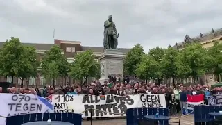Голландия - футбольные фанаты протесты против "Антифа"