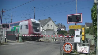 Spoorwegovergang Noertzange (L) // Railroad crossing // Eisebunn Kräizgang