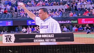 Texas Rangers Juan Gonzalez ceremonial first pitch 9/22/23