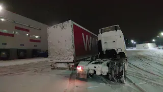 ПЕРВЫЙ РЕЙС В 23 ГОДУ 😁НАЧИНАЕМ РАЗВАЛИВАТЬСЯ 🚛😑