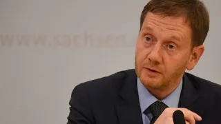 Kretschmer ruft auf: „Von Rechtsextremen distanzieren“