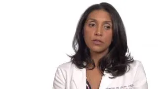 Is it harmful to wait for surgery to remove endometriosis? Ask the doctor with Dr. Monica Diaz