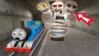 Building a Thomas Train Chased By Monster Thomas Train in Garry's Mod