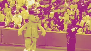 Orbit Gets Schooled!!! (EarRape)