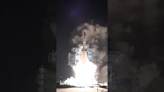 Russia successfully launched its heavy lift Angara A5 space rocket #shorts