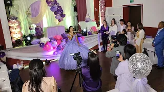 Sheryn@18 (The Entrance)