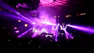 Swedish House Mafia - Live at MSG - NYC - HD - Dec 16 2011