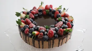 Honey Cake with Chocolate Buttercream | Heghineh Cooking Show