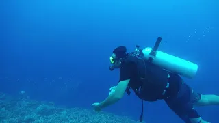 Scuba diving in Maldives - PADI Club of Canareef Resort at Gan Island