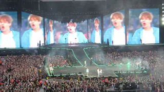 BAEPSAE & FIRE - BTS - Wembley Day 1