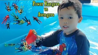 Berenang Bersama Power Rangers Dan Avengers