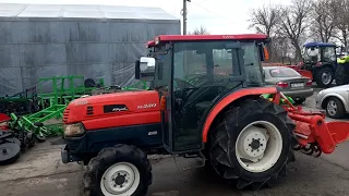 БУ японський трактор Kubota KL330 Кабіна з кондиціонером (2006 рік)