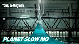 90 ft. Vertical Spike Wave in Slow Mo