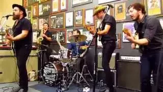 Nathaniel Rateliff & the Night Sweats Live at Twist and Shout "What I Need"